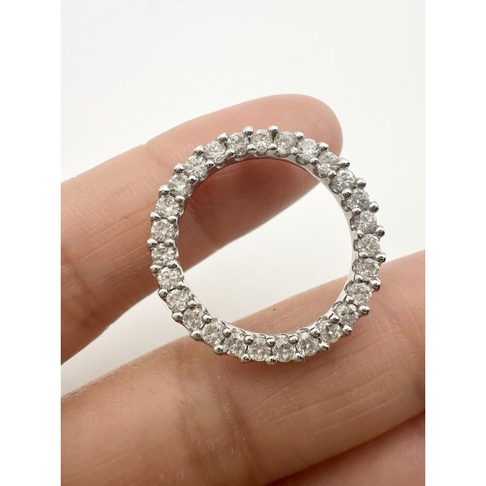 925 Sterling Silver Cubic Zirconia Round Pendant